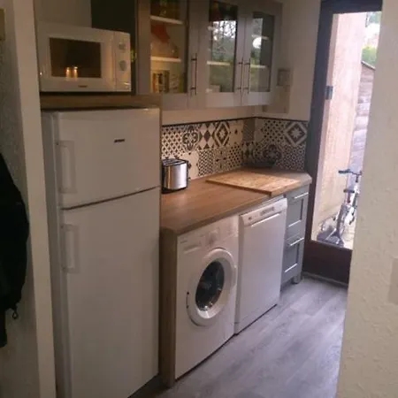 Feriehus Maison A L'amelie Plage, 300 Metres De La Plage/mer